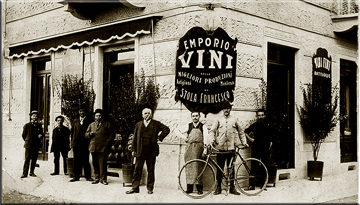 Torino 1894, Corso Casale 62 angolo via Casal Borgone 1, l'emporio vini di Francesco Stola.