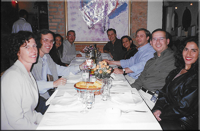 Belo Horizonte 2002. X, Y, Cinthia, Paolo Zerbini, Ugo Delfino, Raquel, Andrea Giovannelli, Z e W.