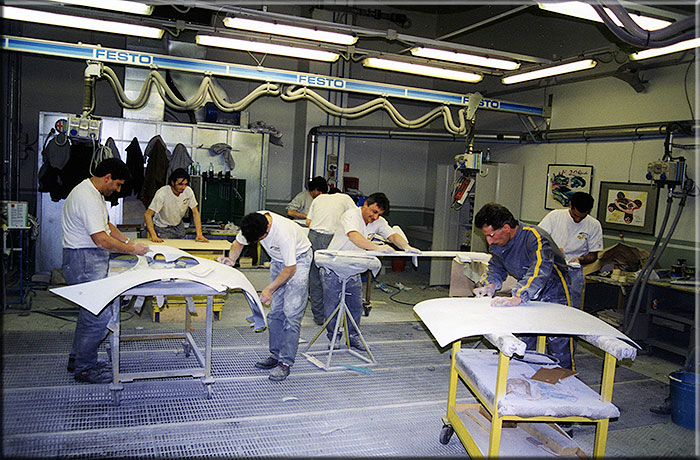 Rivoli dicembre 1998 Inizia la verniciatura