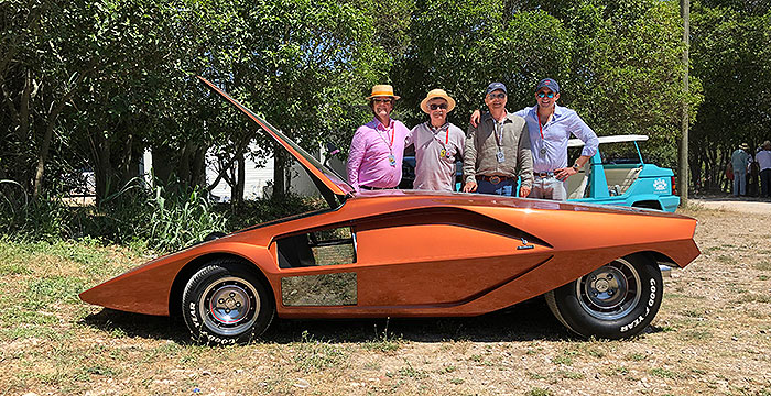 Francia 28 giugno 2019. Foto ricordo del team in una sosta durante il rally. S. McIntosh, G. Madonia, A. Stola e P. Sarofim.