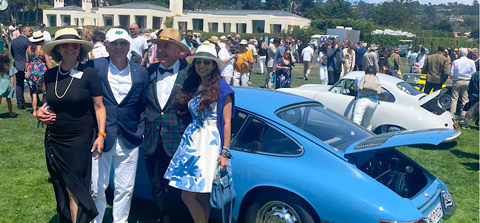 Pebble Beach agosto 2023: foto ricordo con Estonia Ruf, Alfredo Stola, Alois Ruf e Nathalie Ruf.